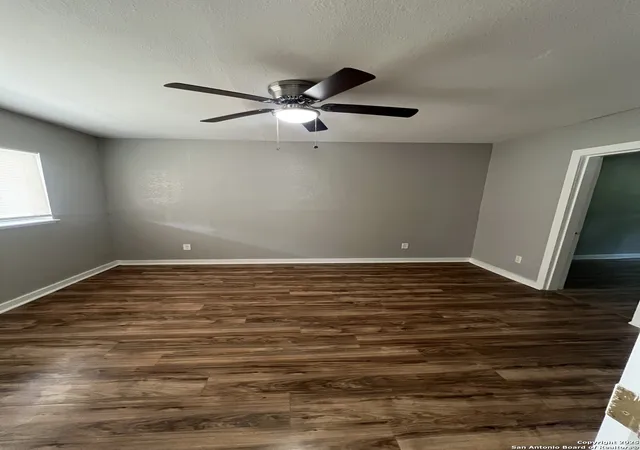 5th image of 1517 El Paso, San Antonio, TX 78207 | MLS# 1883735