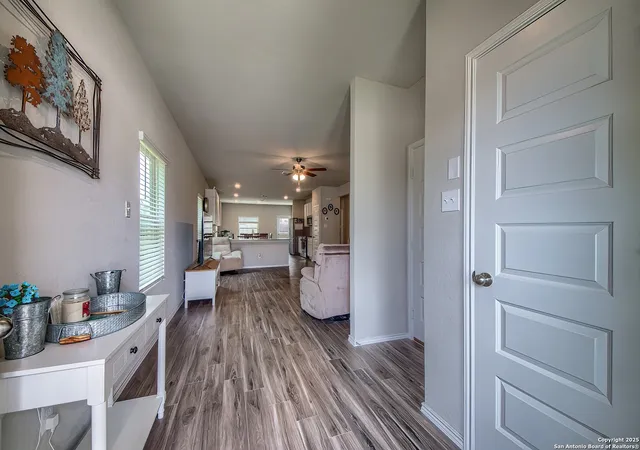 3rd image of 5429 Shasta Pl, Saint Hedwig, TX 78152 | MLS# 1883835