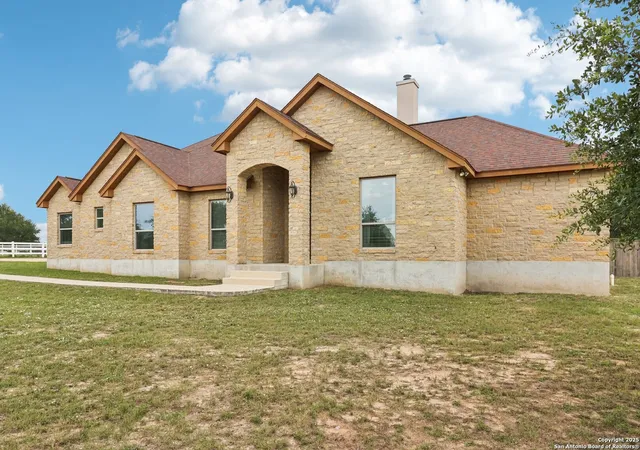 Photo 3 of Sale Pending at 164 Abrego Lake, Floresville, TX 78114 | MLS# 1883842 | Listing updated on 2026-01-12