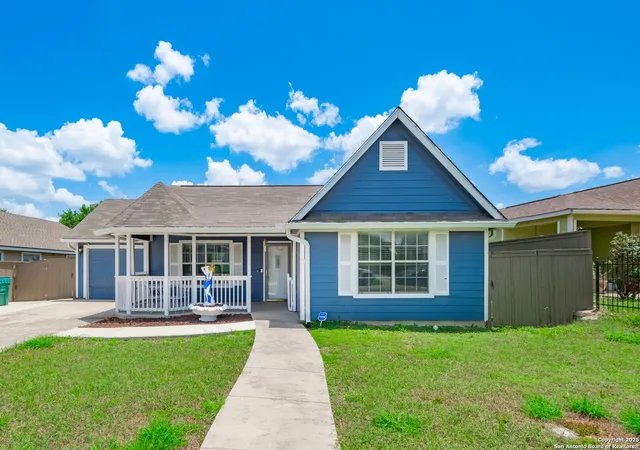 Photo 1 of Single family home for sale at 2838 Wyoming St, San Antonio, TX 78203 | MLS# 1883866 | Listing updated on 2025-12-30