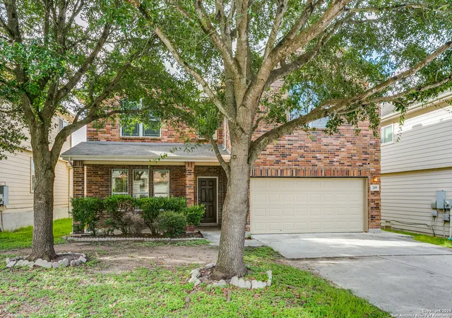 Photo 3 of Sale Pending at 209 Country Vale, Cibolo, TX 78108 | MLS# 1883939 | Listing updated on 2026-01-20