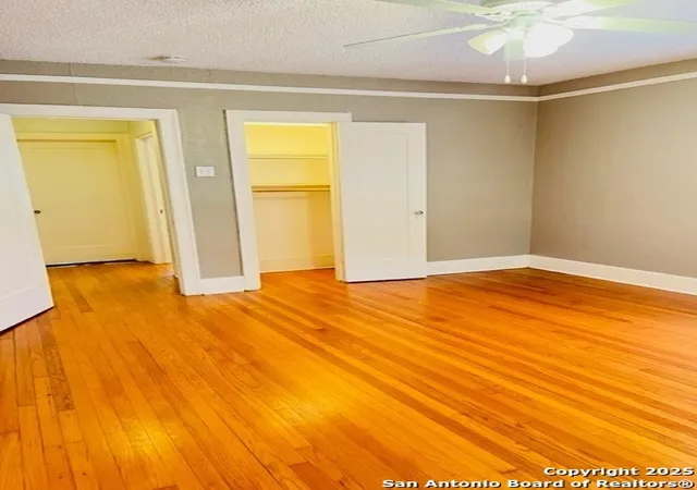 Photo 3 of House for sale at 415 W Hollywood Ave, San Antonio, TX 78212 | MLS# 1883986 | Listing updated on 2025-07-25