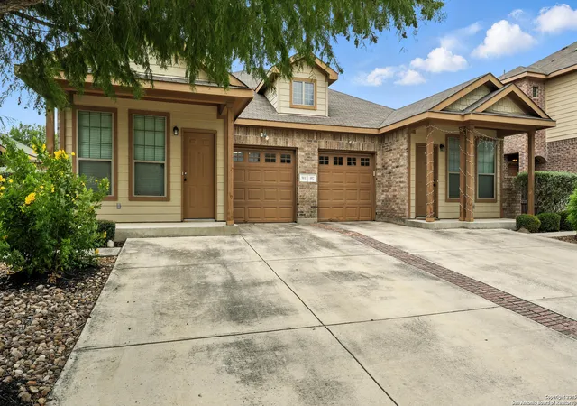 Photo 3 of Single family home for sale at 557 Creekside, New Braunfels, TX 78130 | MLS# 1884017 | Listing updated on 2026-06-23
