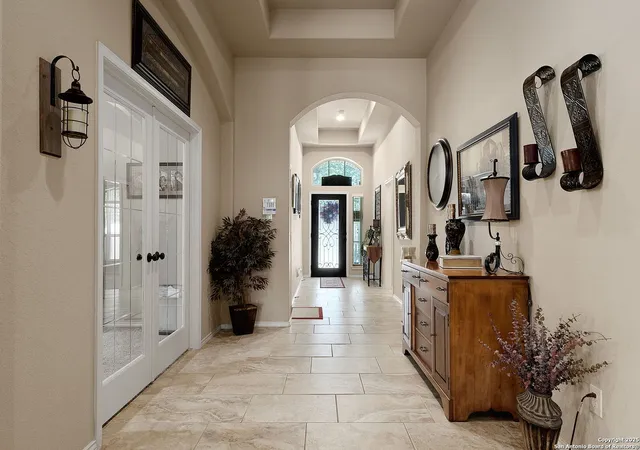 Photo 3 of Single family home for sale at 2194 Pioneer, Seguin, TX 78155 | MLS# 1884019 | Listing updated on 2025-10-10