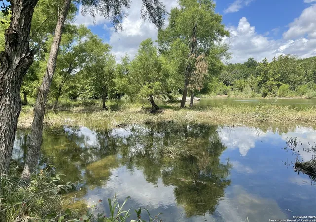 2nd image of 925 Martingale Trail, Bandera, TX 78003 | MLS# 1884039