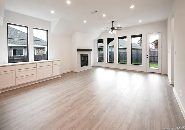 3rd image of 2195 Zachry Dr, New Braunfels, TX 78132 | MLS# 1884121
