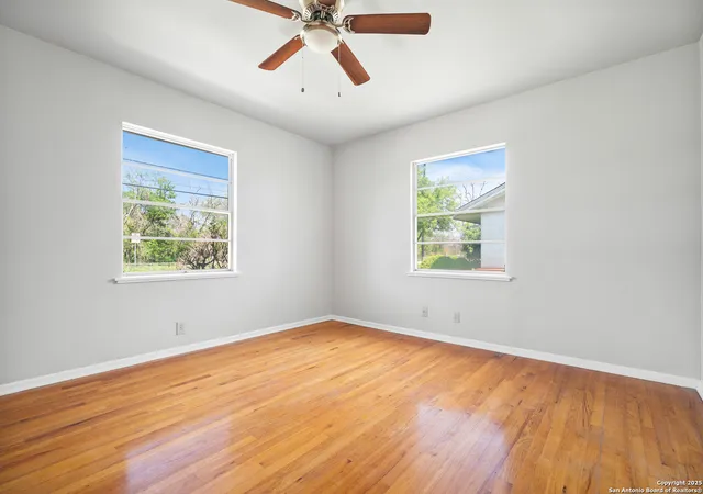 Photo 4 of Single family home for sale at 4926 Alma, San Antonio, TX 78222 | MLS# 1884233 | Listing updated on 2025-10-06