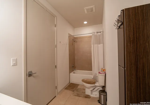 Photo 3 of Condo for sale at 17902 La Cantera #UNIT 413, San Antonio, TX 78257 | MLS# 1884311 | Listing updated on 2025-10-16