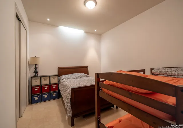 Photo 4 of Condo for sale at 17902 La Cantera #UNIT 413, San Antonio, TX 78257 | MLS# 1884311 | Listing updated on 2025-10-16