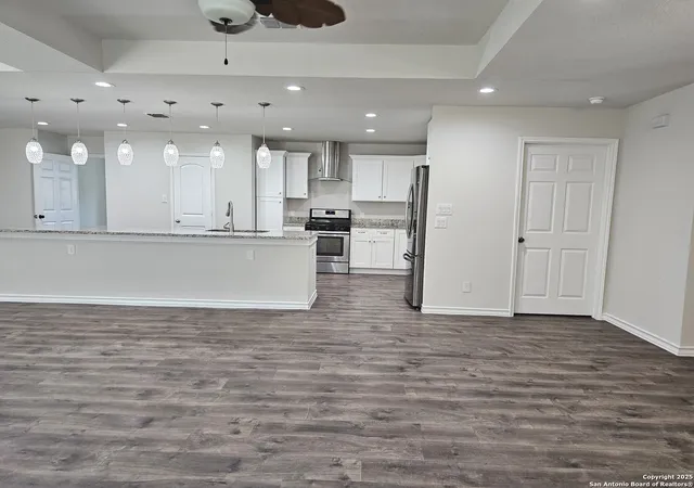 Photo 4 of Single family home for sale at 119 Dolores, San Antonio, TX 78228 | MLS# 1884332 | Listing updated on 2025-11-15