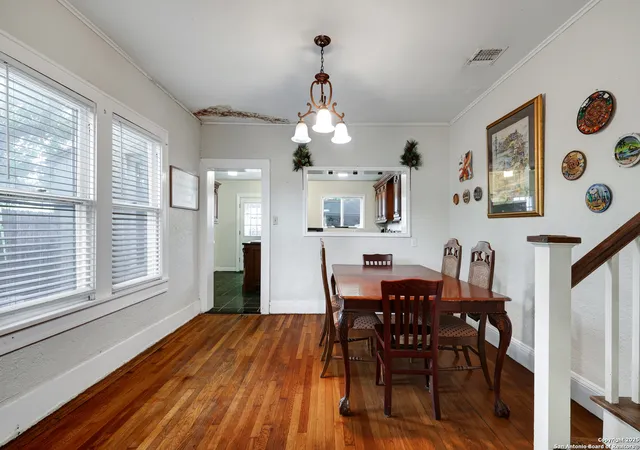 Photo 3 of Single family home for sale at 1619 W Kings Hwy, San Antonio, TX 78201 | MLS# 1884343 | Listing updated on 2025-07-27