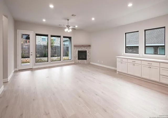 3rd image of 2228 Sur Avenue, New Braunfels, TX 78132 | MLS# 1884404