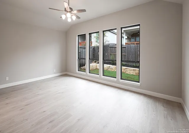 4th image of 2228 Sur Avenue, New Braunfels, TX 78132 | MLS# 1884404