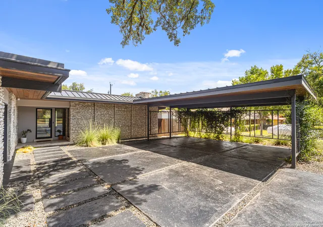 Photo 3 of Sale Pending at 10510 Sunflower, San Antonio, TX 78213 | MLS# 1884425 | Listing updated on 2025-11-24