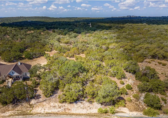 Photo 3 of Sale Pending at 142 Restless Wind, Spring Branch, TX 78070 | MLS# 1884486 | Listing updated on 2025-12-15