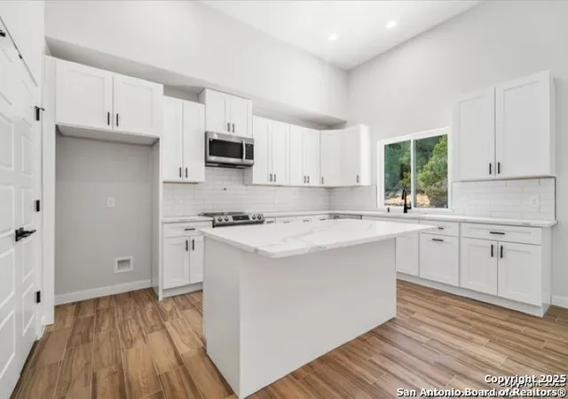 Photo 3 of Sale Pending at 1381 Overbrook, Spring Branch, TX 78070 | MLS# 1884504 | Listing updated on 2025-11-04