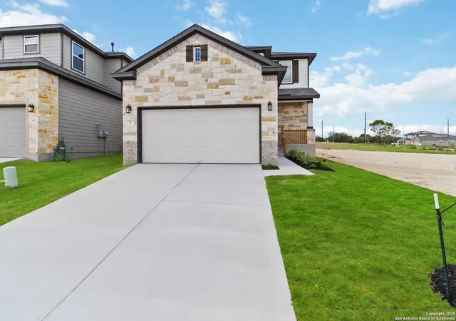 Photo 1 of Sale Pending at 134 Ashley Loop, San Antonio, TX 78221 | MLS# 1884526 | Listing updated on 2026-01-26