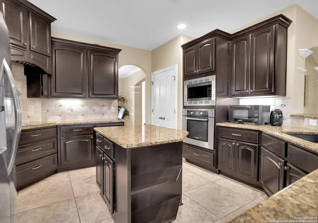 Photo 3 of Single family home for sale at 25603 Singing Rain, San Antonio, TX 78260 | MLS# 1884570 | Listing updated on 2026-06-07