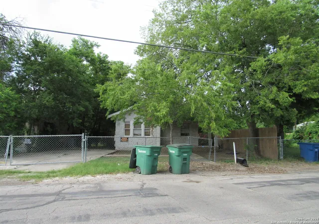 2nd image of 2334 Aransas, San Antonio, TX 78220 | MLS# 1884583