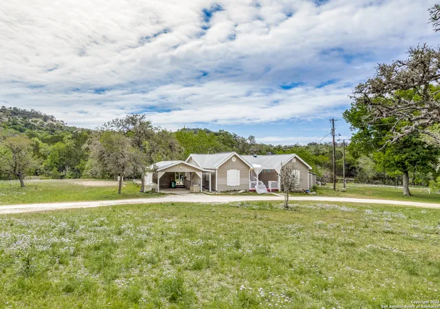 Photo 2 of Single family home for sale at 143 Platten Creek, Boerne, TX 78006 | MLS# 1884614 | Listing updated on 2025-09-14