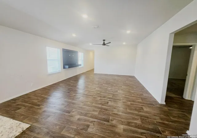 Photo 4 of Sale Pending at 437 Middle Green, Floresville, TX 78114 | MLS# 1884639 | Listing updated on 2026-01-01