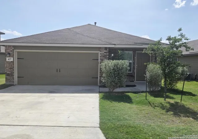 Photo 1 of Sale Pending at 437 Middle Green, Floresville, TX 78114 | MLS# 1884639 | Listing updated on 2026-01-01