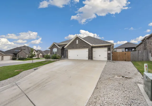 3rd image of 307 Rhapsody Ridge, Spring Branch, TX 78070 | MLS# 1884653