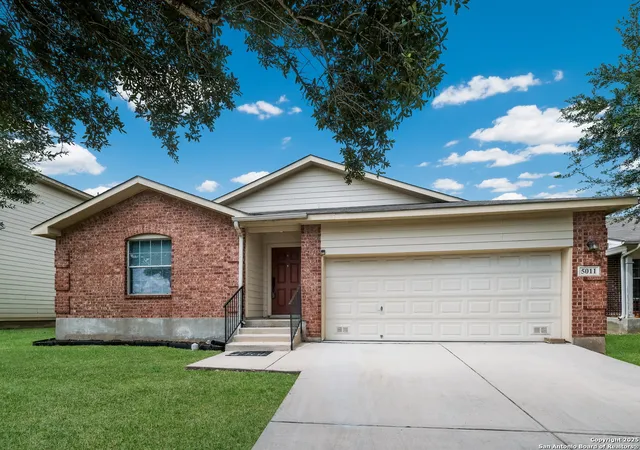 Photo 1 of Sale Pending at 5011 Fountain, San Antonio, TX 78244 | MLS# 1884693 | Listing updated on 2025-10-16