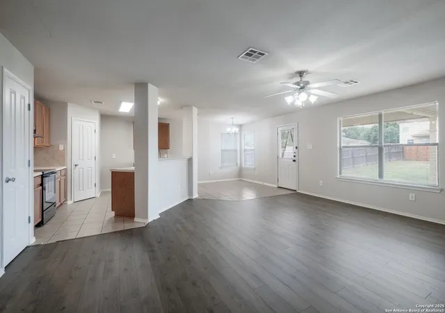 Photo 3 of Sale Pending at 5011 Fountain, San Antonio, TX 78244 | MLS# 1884693 | Listing updated on 2025-10-16