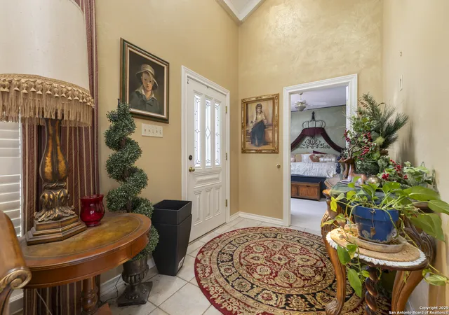 Photo 2 of Single family home for sale at 522 Preston Trail, Kerrville, TX 78028 | MLS# 1884704 | Listing updated on 2025-12-01
