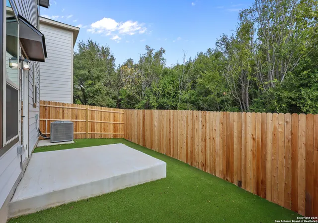 32nd image of 285 W Quill Dr Building 4, San Antonio, TX 78228 | MLS# 1884863