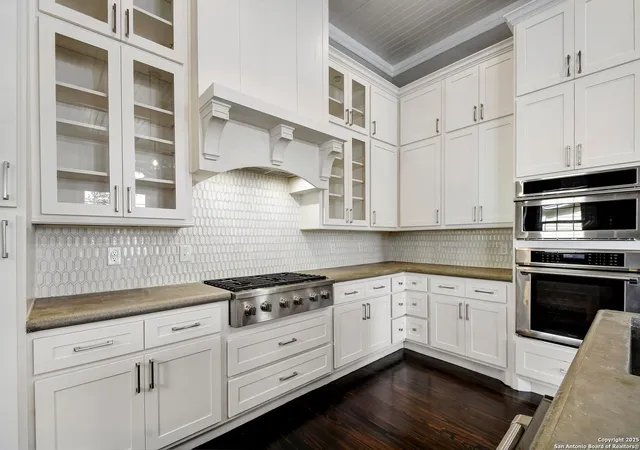 1st image of 327 Barrera, San Antonio, TX 78210 | MLS# 1884875