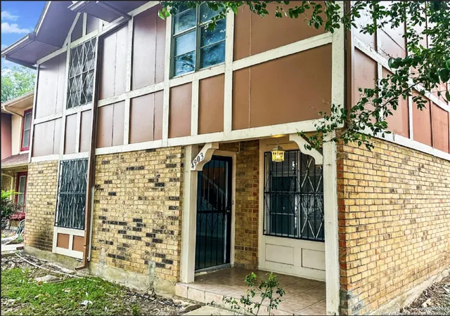 Photo 2 of Single family home for sale at 4903 Arbor Ridge, San Antonio, TX 78228 | MLS# 1884898 | Listing updated on 2025-11-16