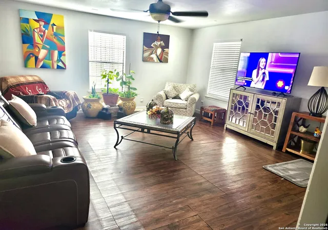 5th image of 5102 Hemphill Dr, San Antonio, TX 78228 | MLS# 1885056
