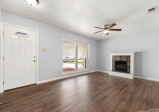 Photo 4 of Sale Pending at 7206 Sulky, San Antonio, TX 78240 | MLS# 1885088 | Listing updated on 2026-04-13