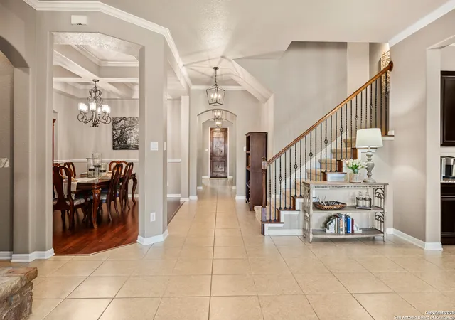 Photo 4 of Sale Pending at 17419 Oak Cyn, San Antonio, TX 78248 | MLS# 1885157 | Listing updated on 2025-09-05
