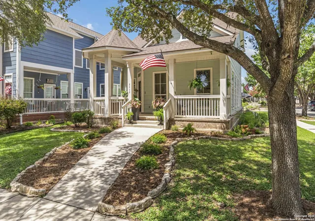 2nd image of 2212 Cotton Blvd, New Braunfels, TX 78130 | MLS# 1885170