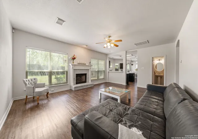 Photo 1 of Single family home for sale at 1514 Crescent, San Antonio, TX 78258 | MLS# 1885245 | Listing updated on 2025-09-25