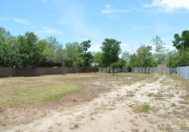 Photo 1 of Sale Pending at 1251 Southwest 35th St, San Antonio, TX 78237 | MLS# 1885335 | Listing updated on 2025-10-20