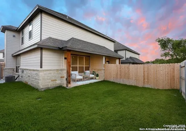 2nd image of 1659 Barrett Avenue #1659, New Braunfels, TX 78130 | MLS# 1885384