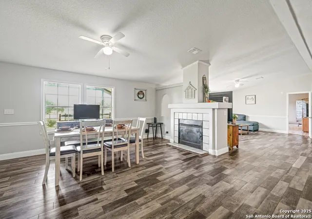 Photo 3 of Sale Pending at 11430 Hollowell, Atascosa, TX 78002 | MLS# 1885393 | Listing updated on 2025-08-18