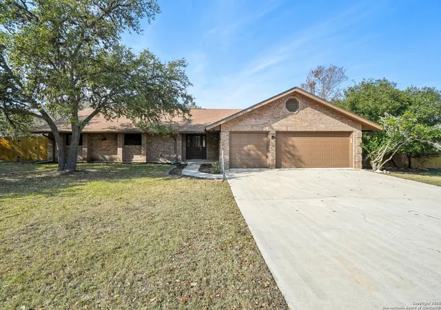 Photo 2 of Single family home for sale at 29735 Saddleback, Boerne, TX 78015 | MLS# 1885397 | Listing updated on 2026-01-22