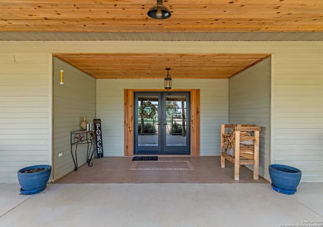 4th image of 1141 Fm 3240, Bandera, TX 78003 | MLS# 1885403