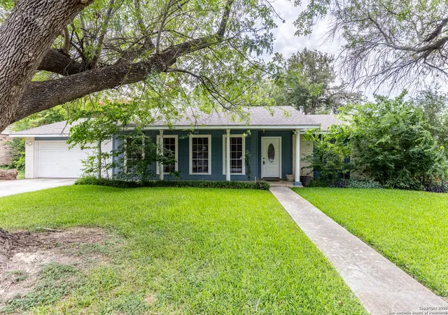 Photo 2 of Sale Pending at 13026 Los Espanada, San Antonio, TX 78233 | MLS# 1885446 | Listing updated on 2026-01-20