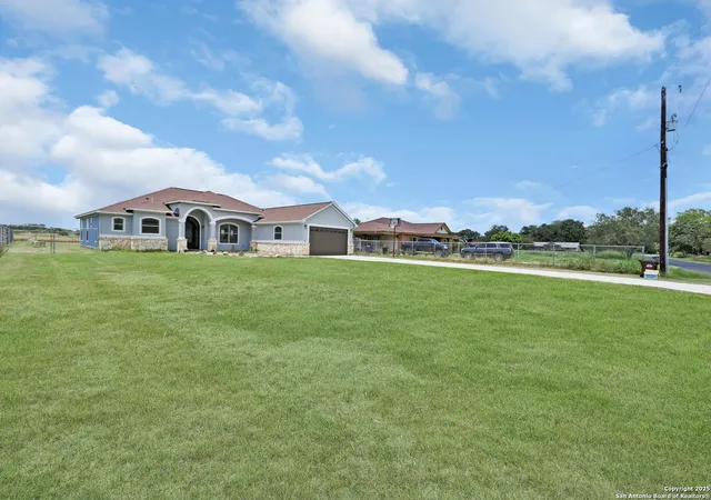 Photo 3 of Sale Pending at 11211 Obrien, Atascosa, TX 78002 | MLS# 1885524 | Listing updated on 2025-09-24