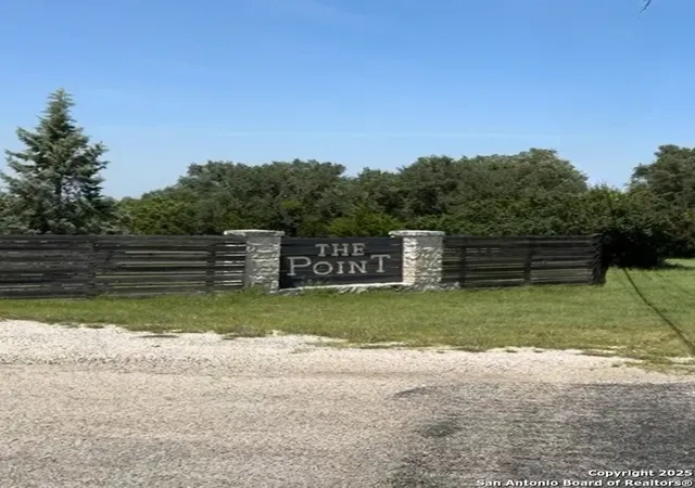 4th image of 194 Nighthawk, Canyon Lake, TX 78133 | MLS# 1885590