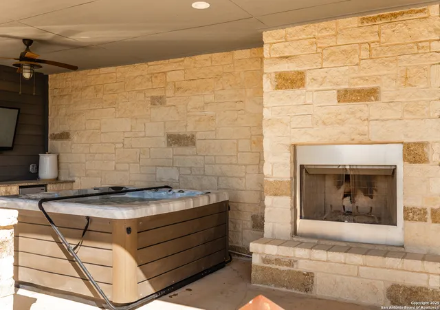 4th image of 724 Thomas Rd, Poteet, TX 78065 | MLS# 1885609