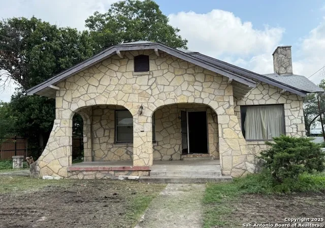 1st image of 2501 Saunders, San Antonio, TX 78207 | MLS# 1885624