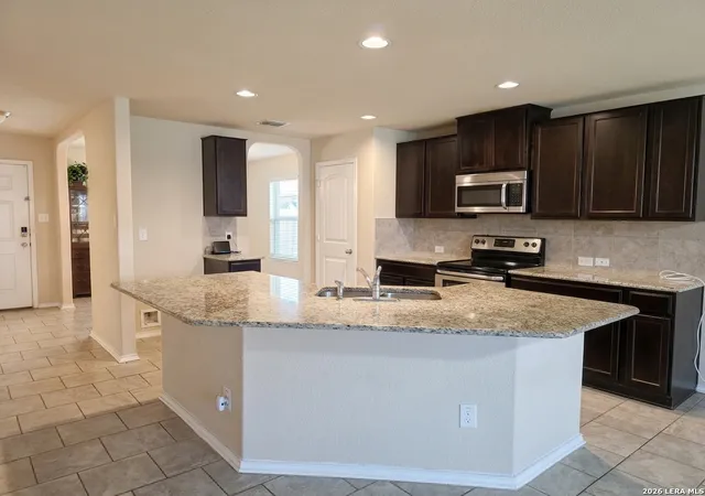 Photo 3 of Sale Pending at 7131 Phoebe Vw, San Antonio, TX 78252 | MLS# 1885737 | Listing updated on 2026-04-21
