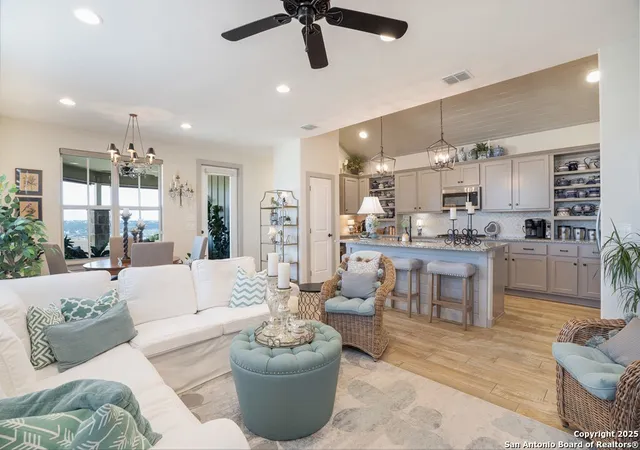 Photo 4 of Sale Pending at 1058 Creswell Ln, Kerrville, TX 78028 | MLS# 1885738 | Listing updated on 2025-12-04